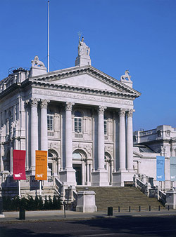 Britiske protester mot oljesponsing av kunst