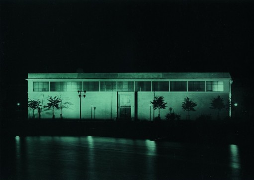 Plattform med film av Tomo Savić-Gecan