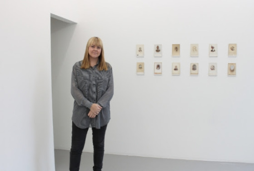 Kjersti Solbakken vikar ved Fotogalleriet