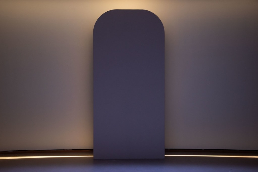 Min stemme skal nå komme fra et uspesifisert sted i rommet