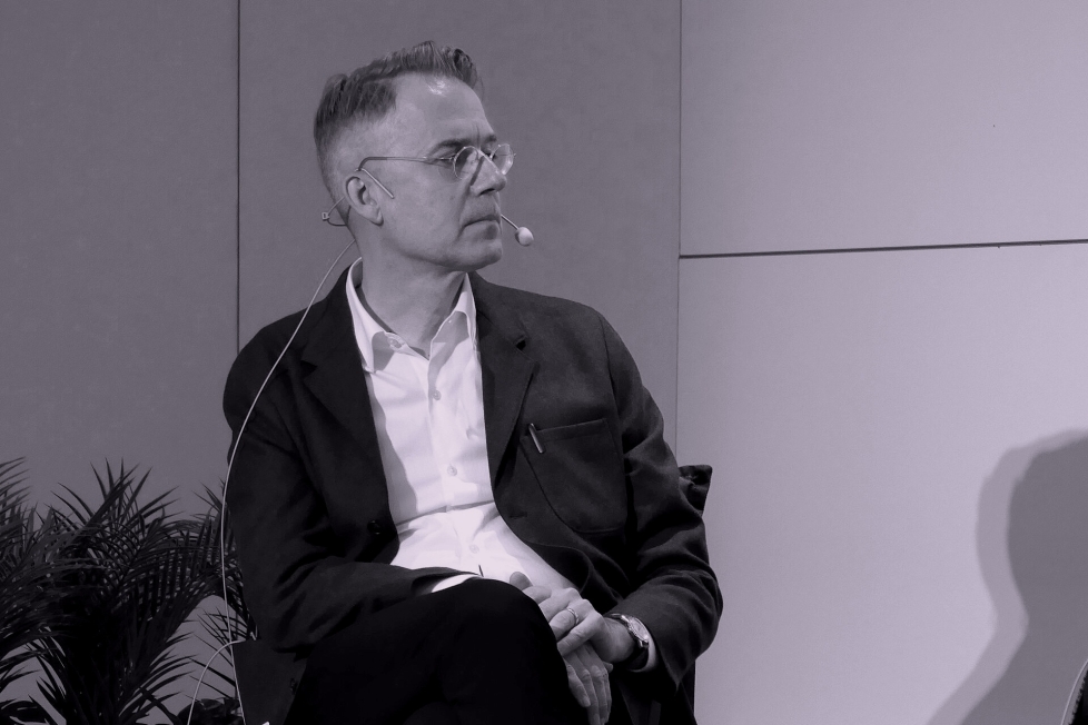 Konstkritiker byter spår